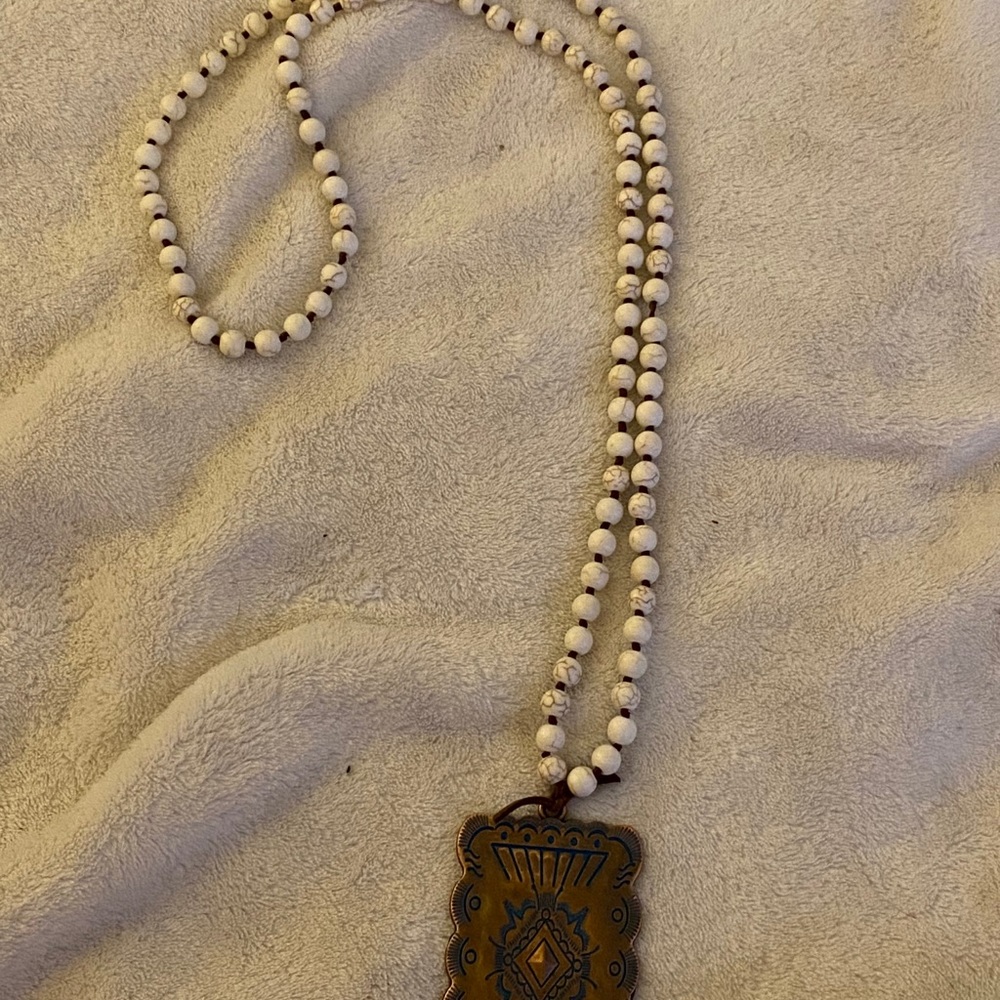 Western necklace